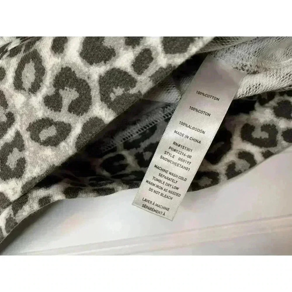 Good American Cheetah Print Dolman Pullover Sweatshirt 2 Medium NEW 214 - Picture 5 of 5